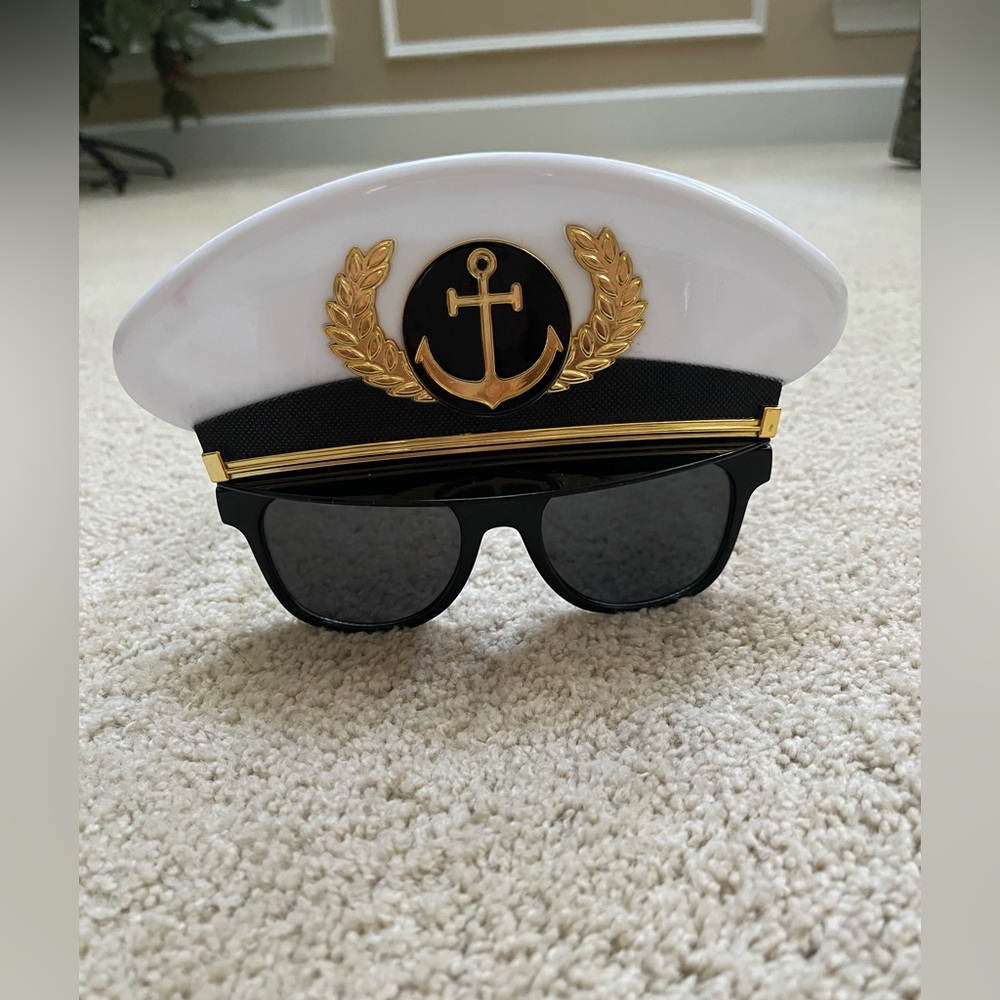Cruise captain sunglasses